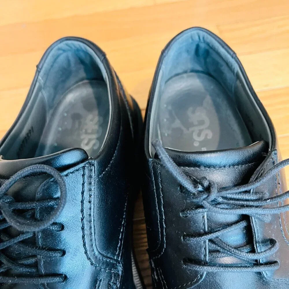 SAS Size 10.5 M Leather Ambassador Lace Tripad Shoes Black